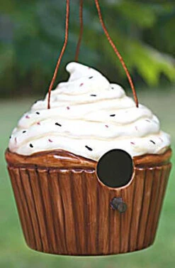 Ceramic Cupcake Birdhouse -Bird Products Store jpeg 3